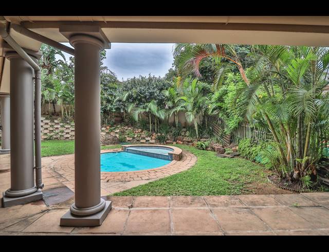 3 BEDROOM TOWNHOUSE TO LET IN UMHLANGA CENTRAL